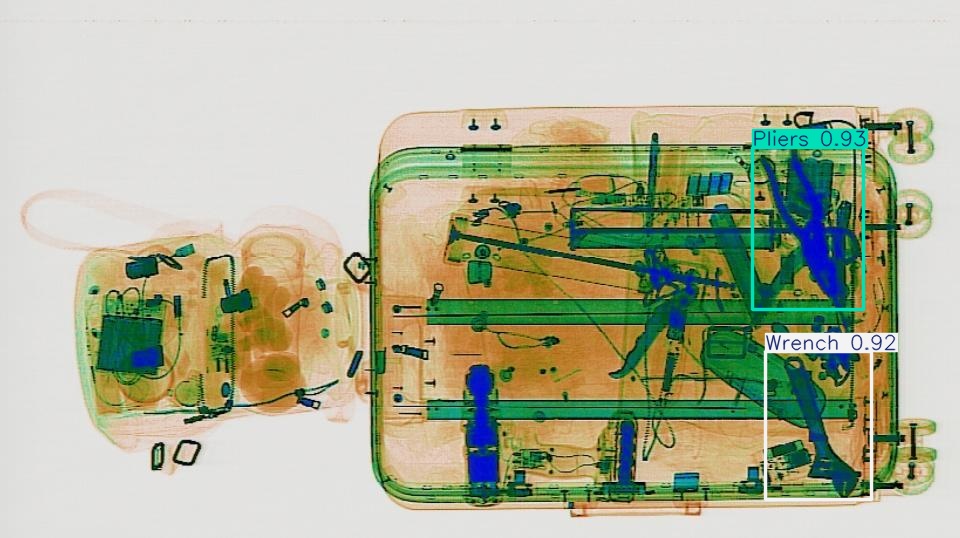 Detection preview by Box_v11_medium_train_SIXray_OPIXray
