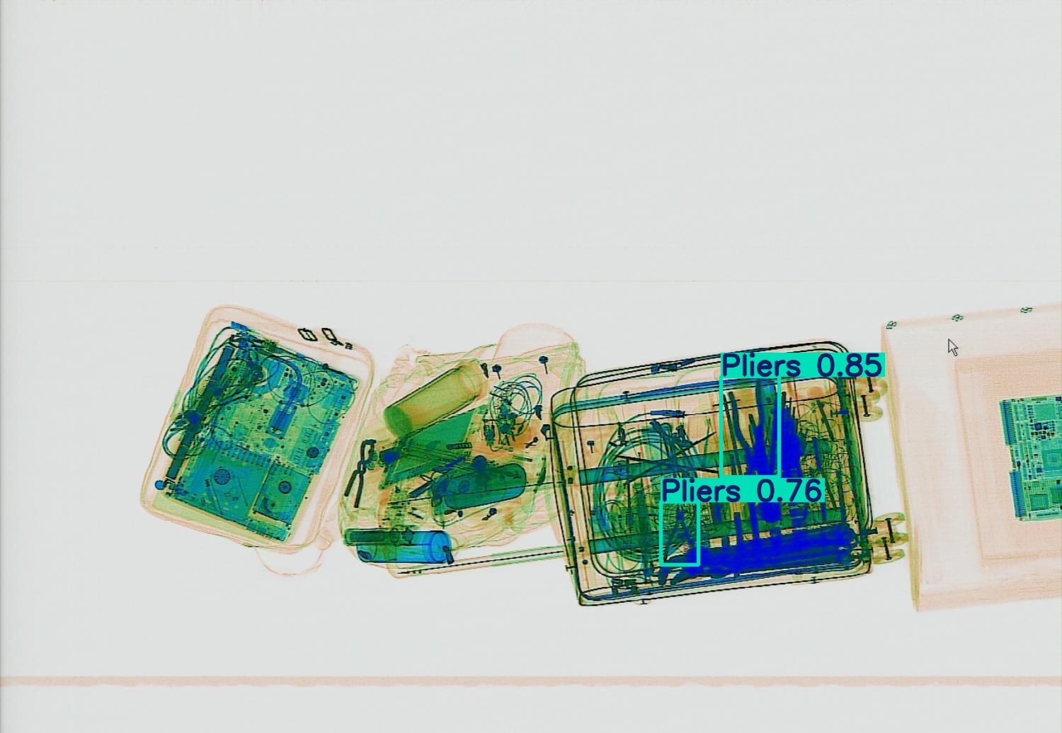 Detection preview by Box_v11_medium_train_SIXray_OPIXray