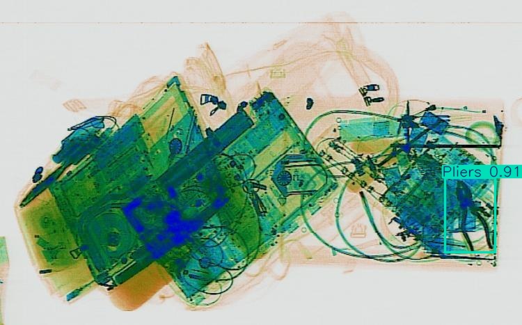 Detection preview by Box_v11_medium_train_SIXray_OPIXray