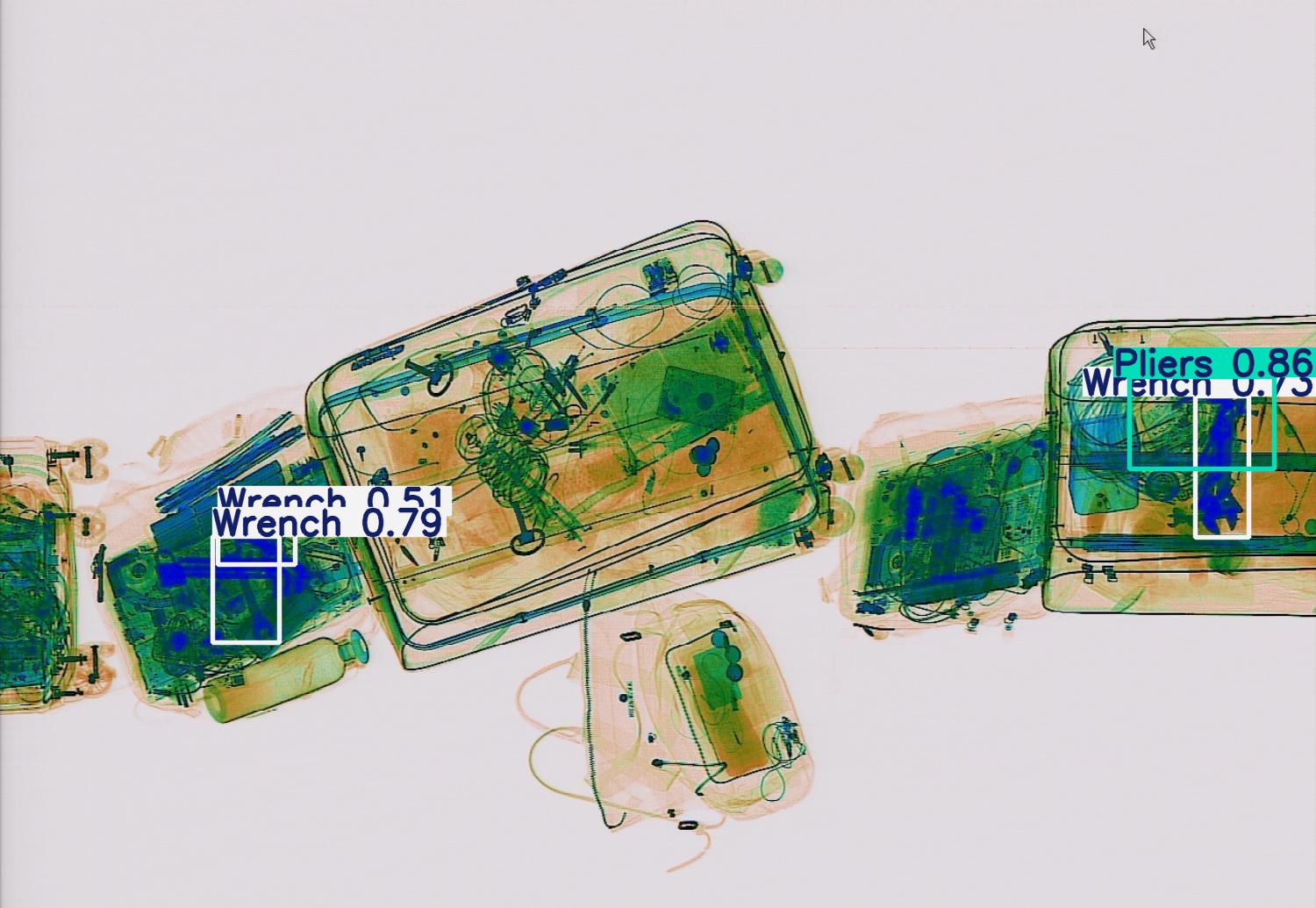 Detection preview by Box_v11_medium_train_SIXray_OPIXray