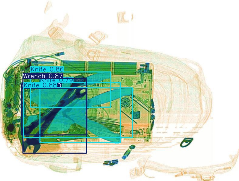 Detection preview by Segmentatation_v8_medium_train_250