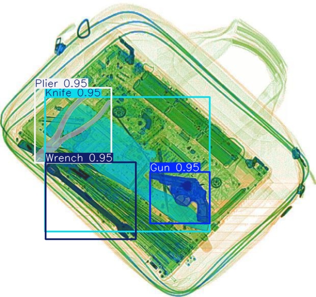 Detection preview by Segmentatation_v8_medium_train_250