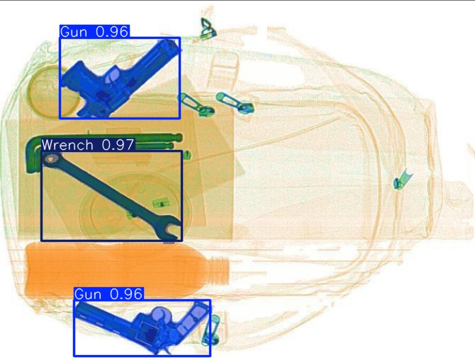 Detection preview by Segmentatation_v8_medium_train_250