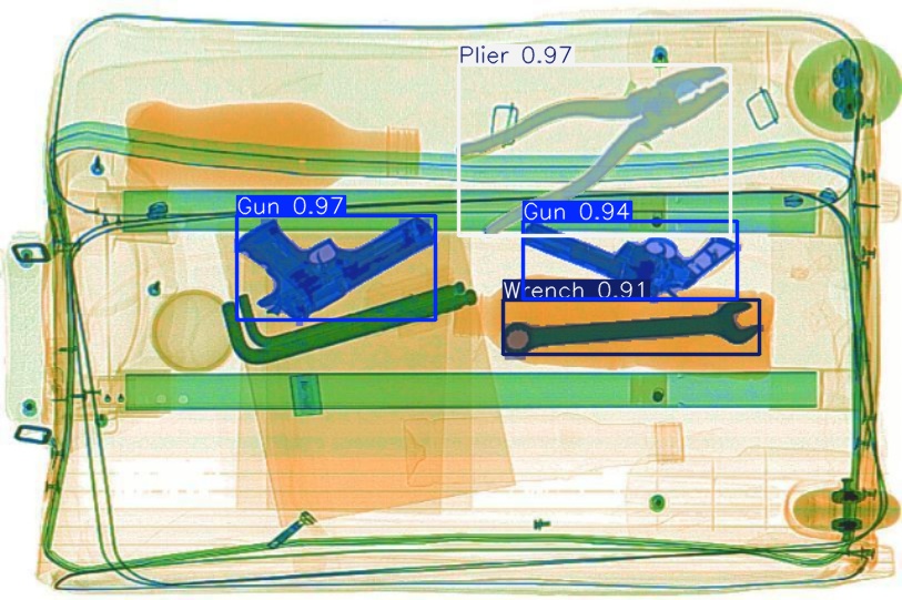 Detection preview by Segmentatation_v8_medium_train_250
