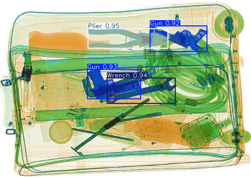 Detection preview by Segmentatation_v8_medium_train_250