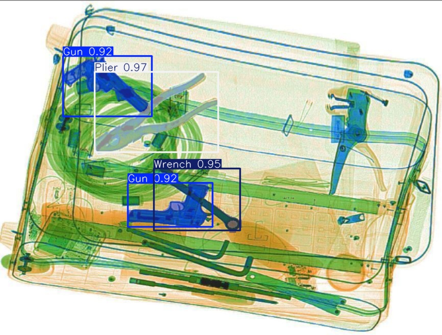 Detection preview by Segmentatation_v8_medium_train_250
