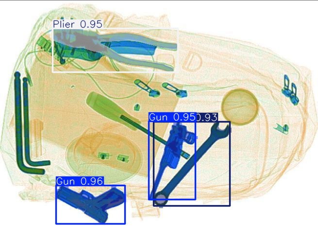 Detection preview by Segmentatation_v8_medium_train_250