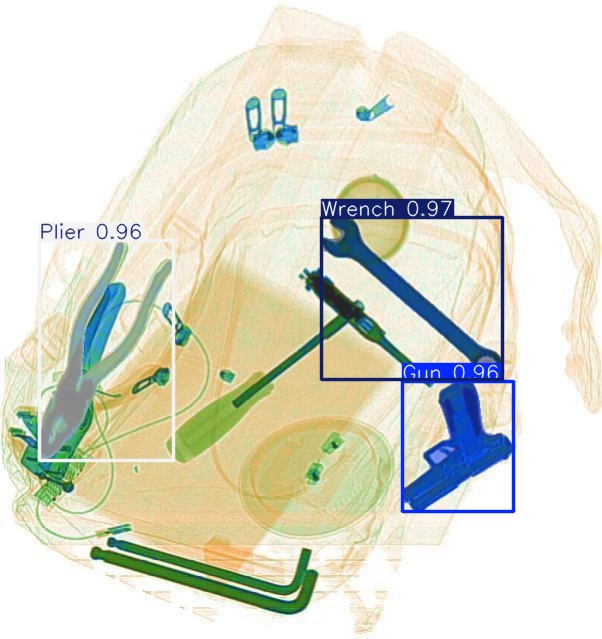 Detection preview by Segmentatation_v8_medium_train_250