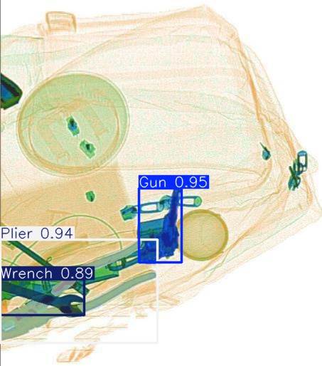 Detection preview by Segmentatation_v8_medium_train_250