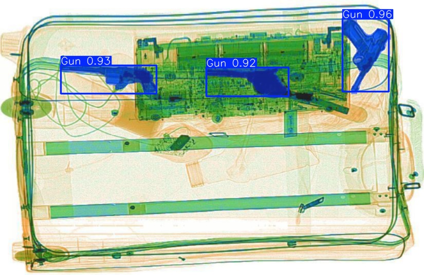 Detection preview by Segmentatation_v8_medium_train_250