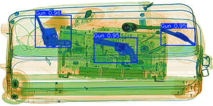 Detection preview by Segmentatation_v8_medium_train_250