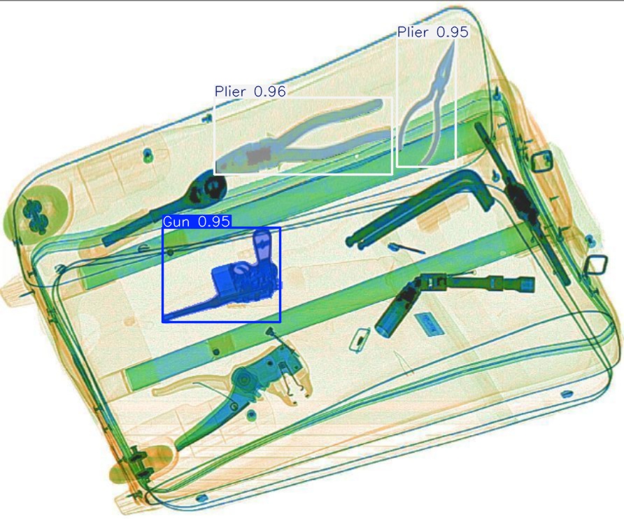 Detection preview by Segmentatation_v8_medium_train_250
