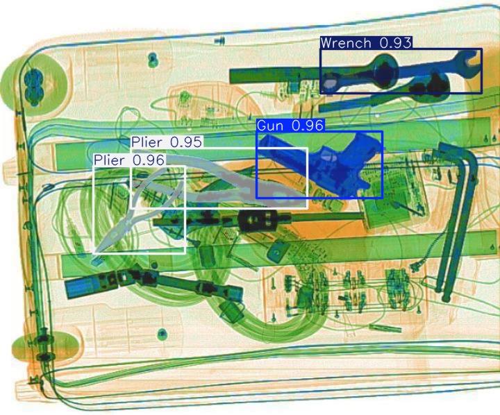 Detection preview by Segmentatation_v8_medium_train_250