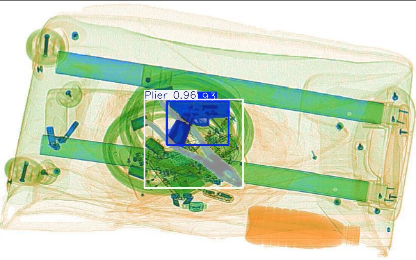 Detection preview by Segmentatation_v8_medium_train_250