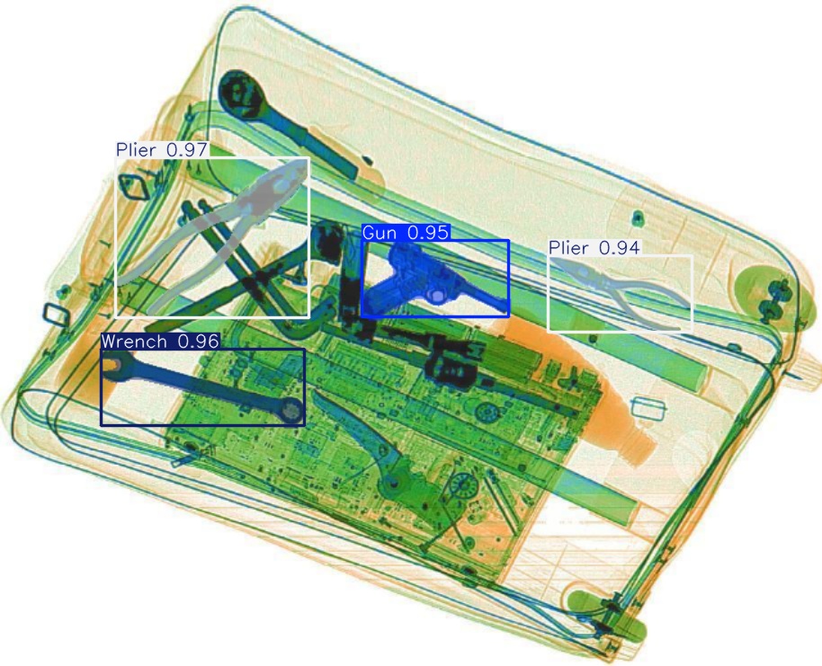 Detection preview by Segmentatation_v8_medium_train_250