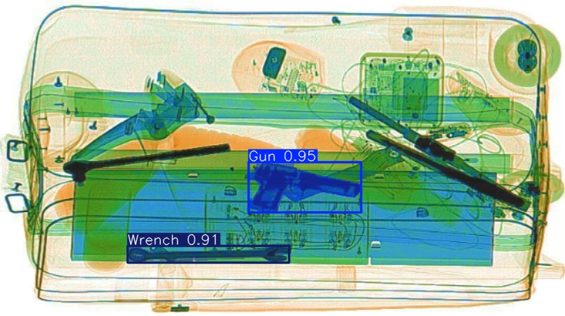 Detection preview by Segmentatation_v8_medium_train_250