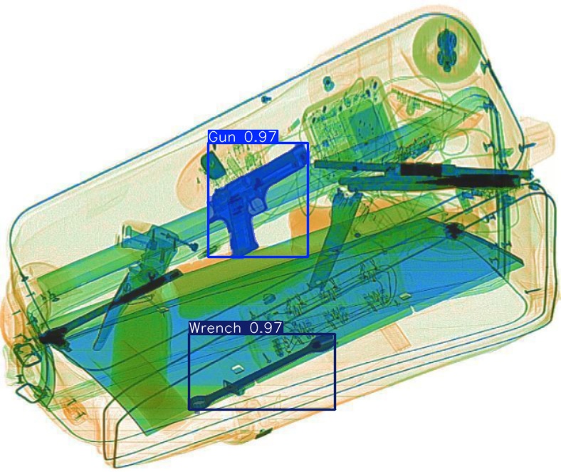 Detection preview by Segmentatation_v8_medium_train_250