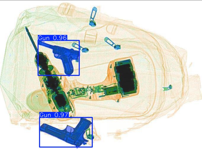 Detection preview by Segmentatation_v8_medium_train_250