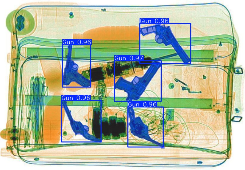 Detection preview by Segmentatation_v8_medium_train_250