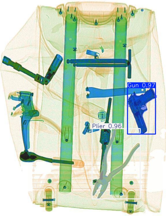 Detection preview by Segmentatation_v8_medium_train_250