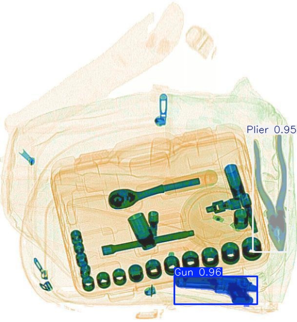 Detection preview by Segmentatation_v8_medium_train_250