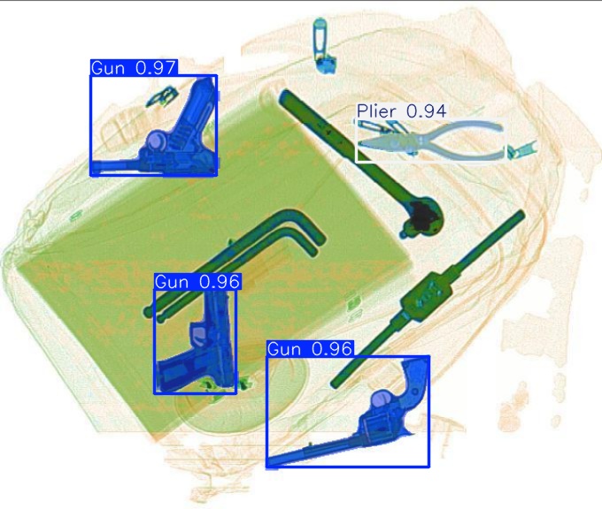Detection preview by Segmentatation_v8_medium_train_250