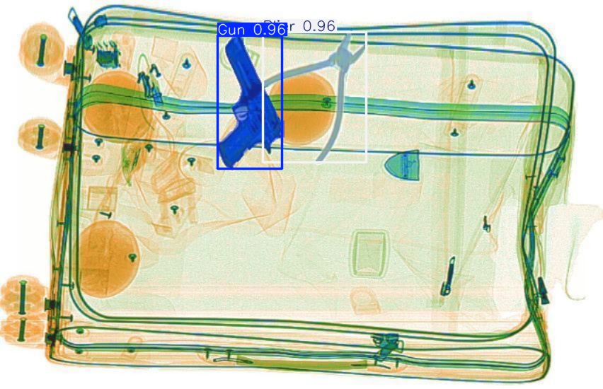 Detection preview by Segmentatation_v8_medium_train_250