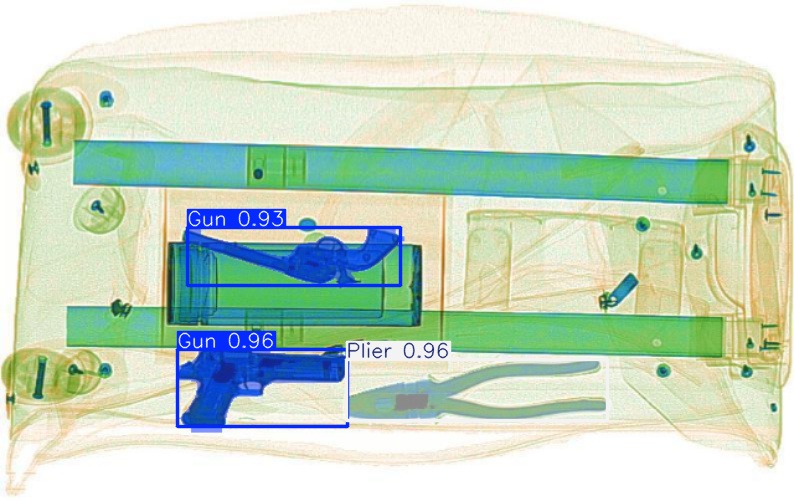 Detection preview by Segmentatation_v8_medium_train_250