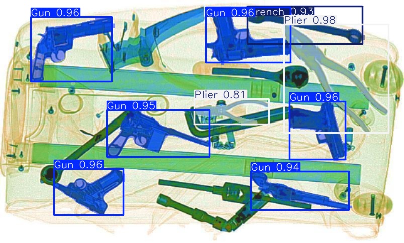 Detection preview by Segmentatation_v8_medium_train_250