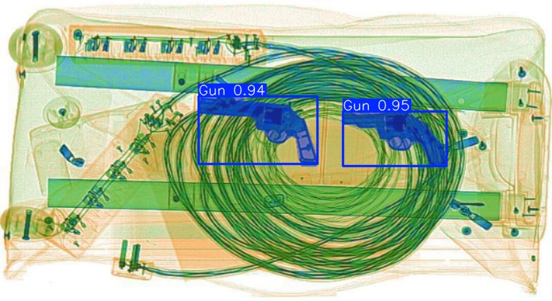 Detection preview by Segmentatation_v8_medium_train_250