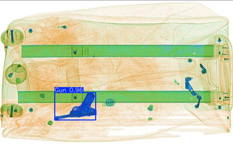 Detection preview by Segmentatation_v8_medium_train_250
