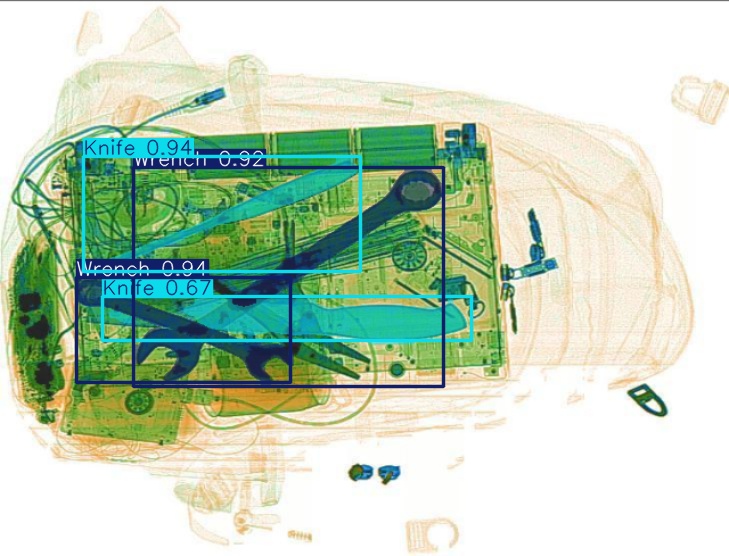 Detection preview by Segmentatation_v8_medium_train_250