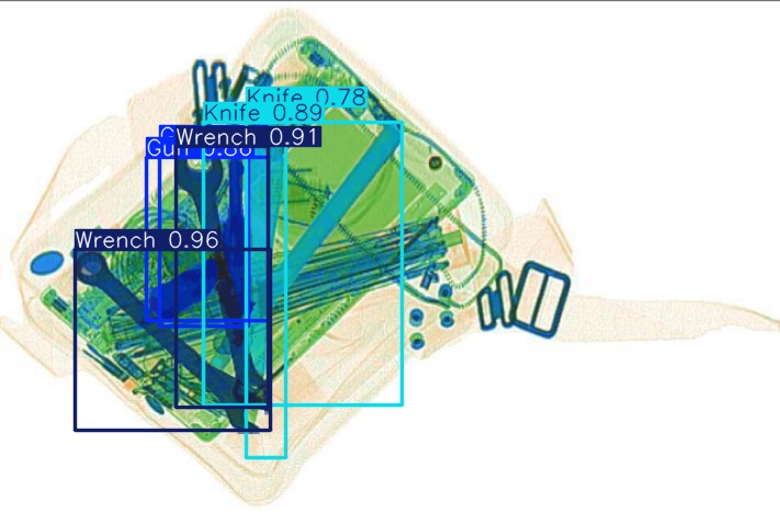 Detection preview by Segmentatation_v8_medium_train_250