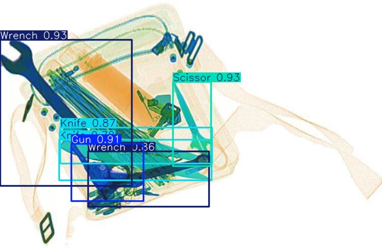 Detection preview by Segmentatation_v8_medium_train_250