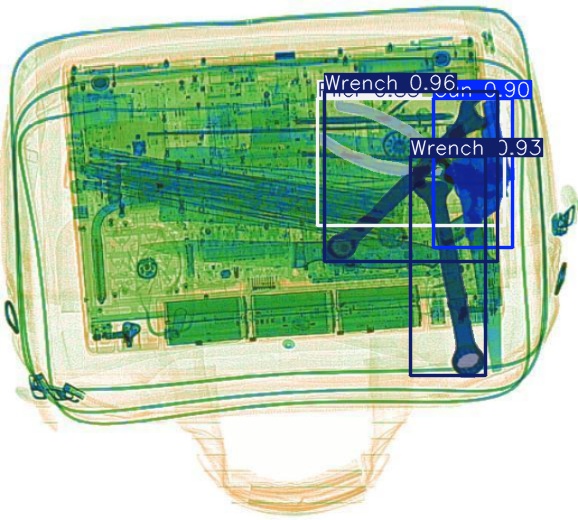Detection preview by Segmentatation_v8_medium_train_250