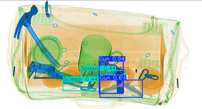 Detection preview by Segmentatation_v8_medium_train_250