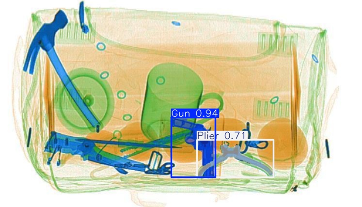 Detection preview by Segmentatation_v8_medium_train_250