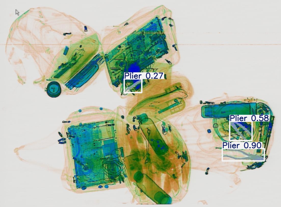 Detection preview by Segmentatation_v8_medium_train_250