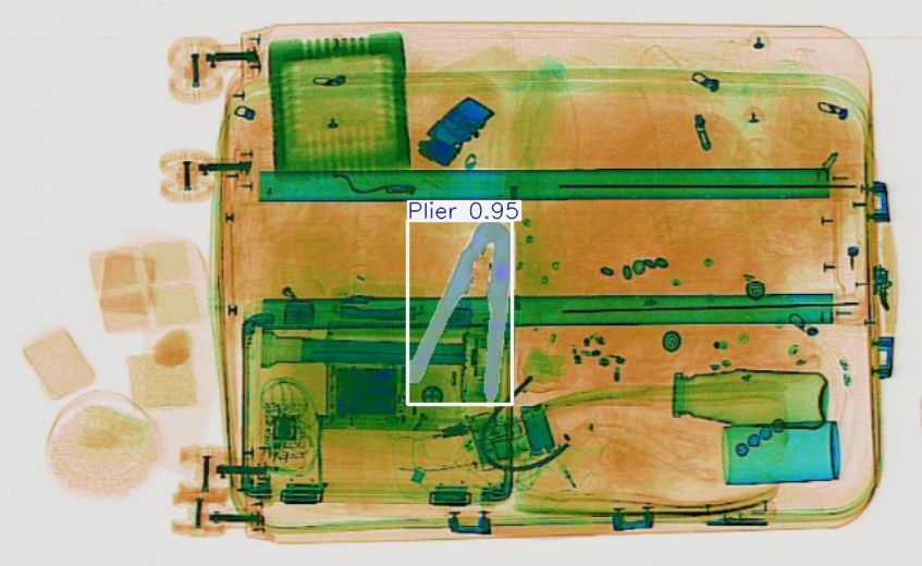 Detection preview by Segmentatation_v8_medium_train_250