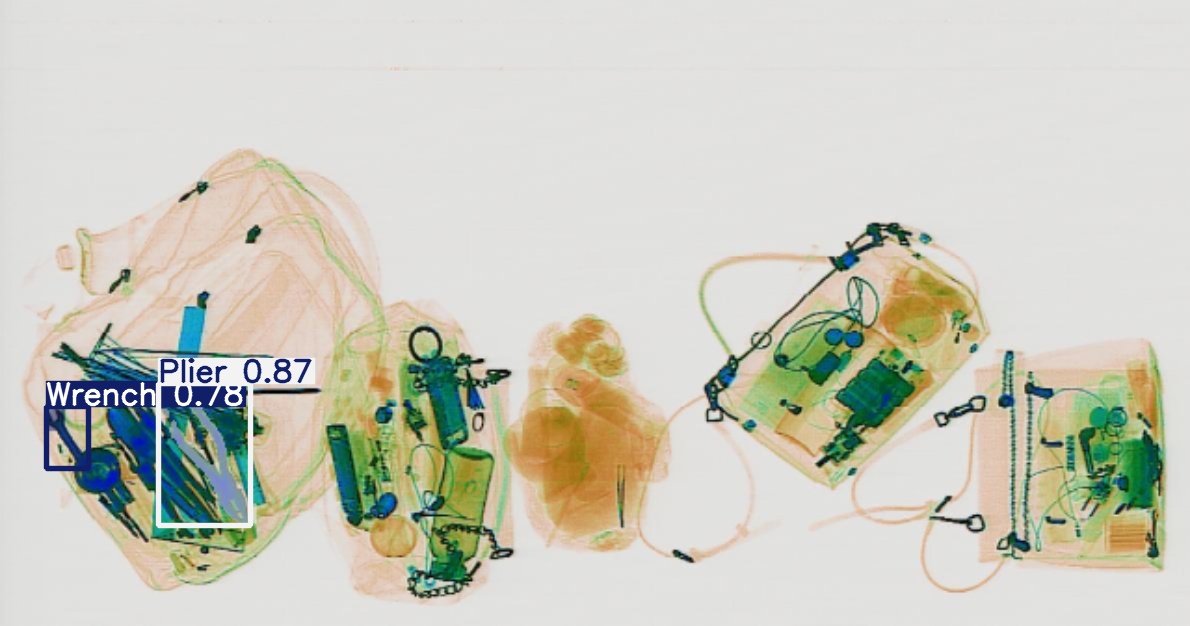 Detection preview by Segmentatation_v8_medium_train_250