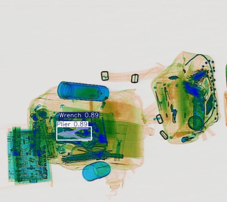 Detection preview by Segmentatation_v8_medium_train_250