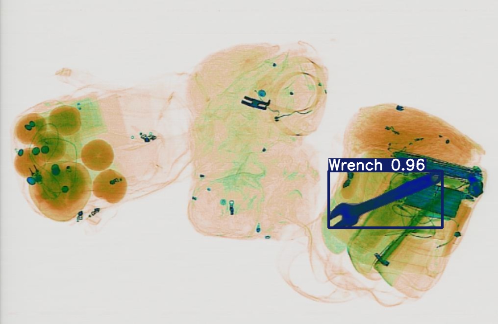 Detection preview by Segmentatation_v8_medium_train_250