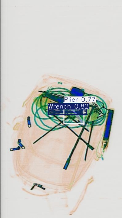 Detection preview by Segmentatation_v8_medium_train_250