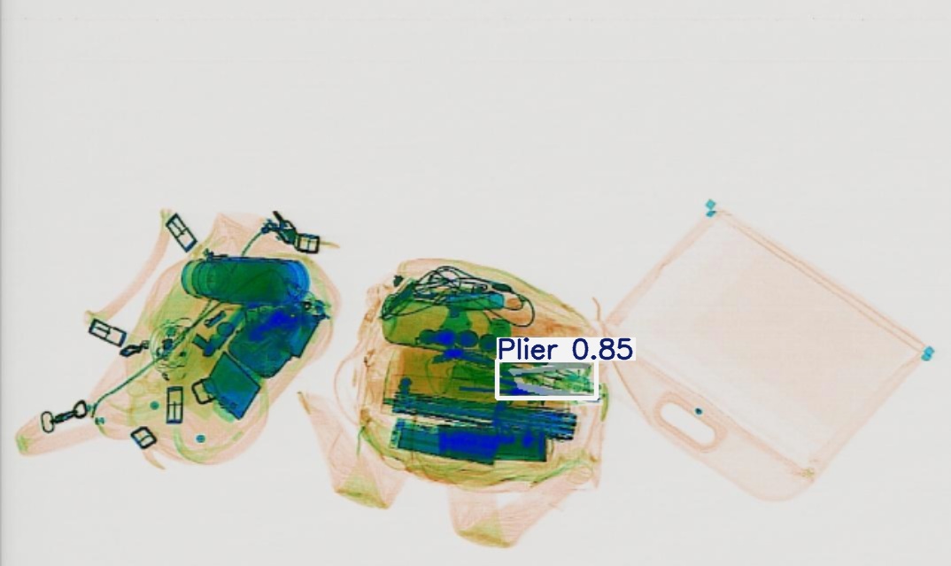 Detection preview by Segmentatation_v8_medium_train_250