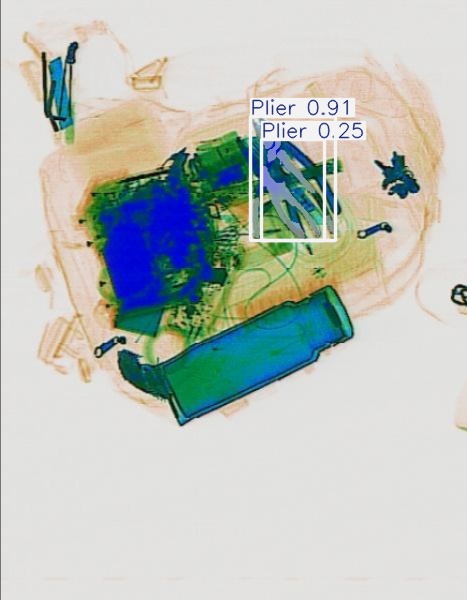 Detection preview by Segmentatation_v8_medium_train_250