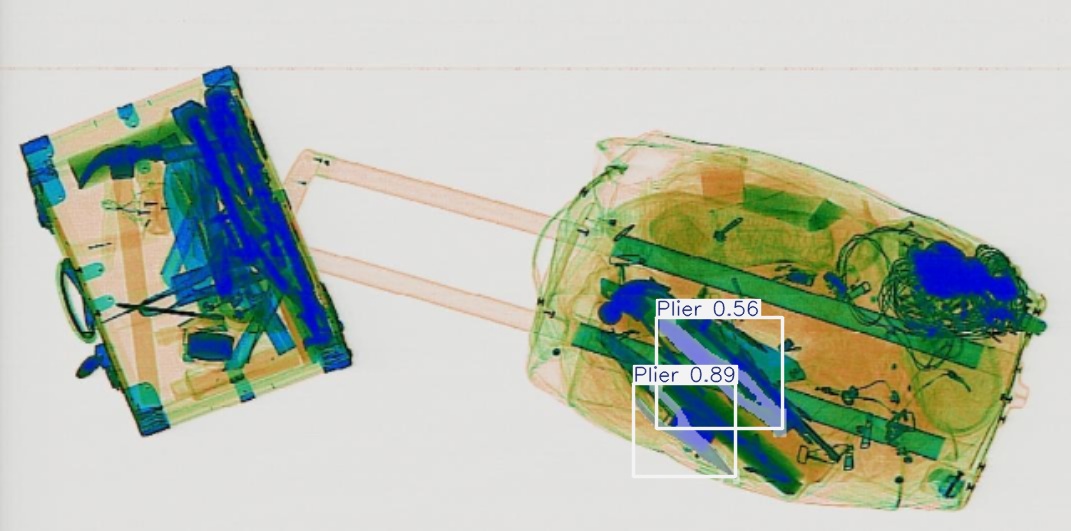 Detection preview by Segmentatation_v8_medium_train_250