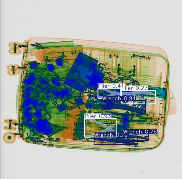 Detection preview by Segmentatation_v8_medium_train_250