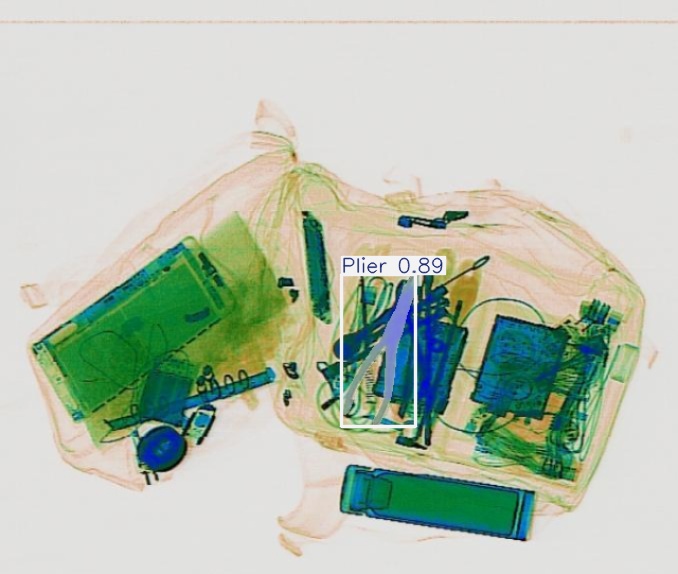 Detection preview by Segmentatation_v8_medium_train_250