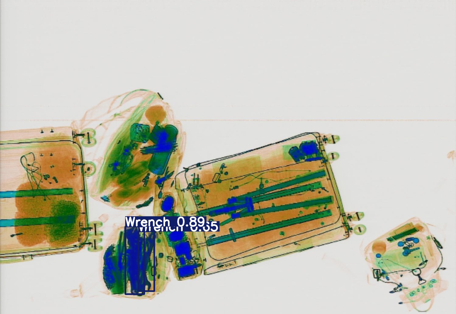 Detection preview by Segmentatation_v8_medium_train_250