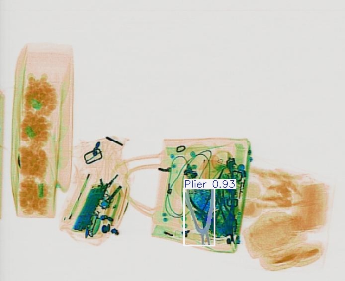 Detection preview by Segmentatation_v8_medium_train_250